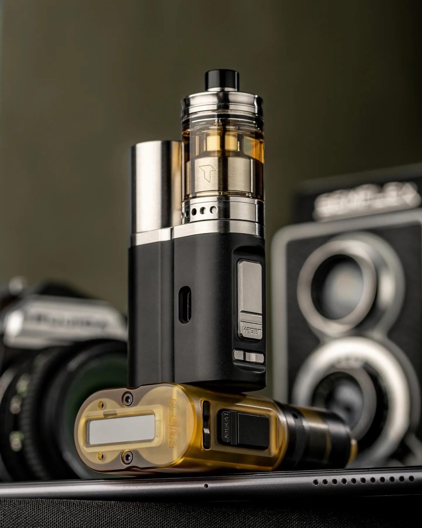 KASER K-SIDE DNA60C
凱散小組
(18650/18350+usb)